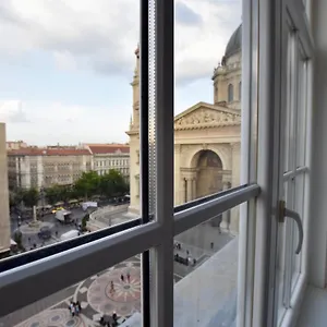 https://creative-apartment-incredible-amazing-bazilika-view.inbudapesthotels.com