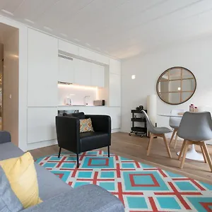 Apartment Flh Chiado Modern Place, Lisbon